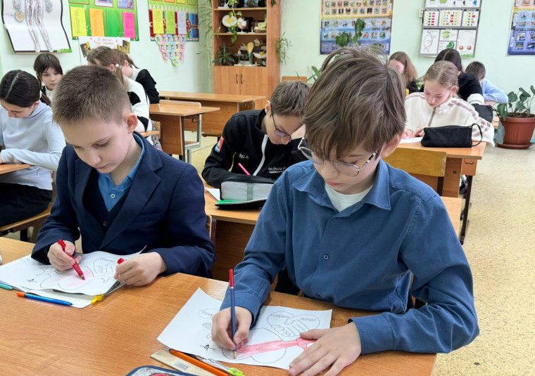 Тематический классный час, посвящённый Дню воссоединения Крыма с Россией.